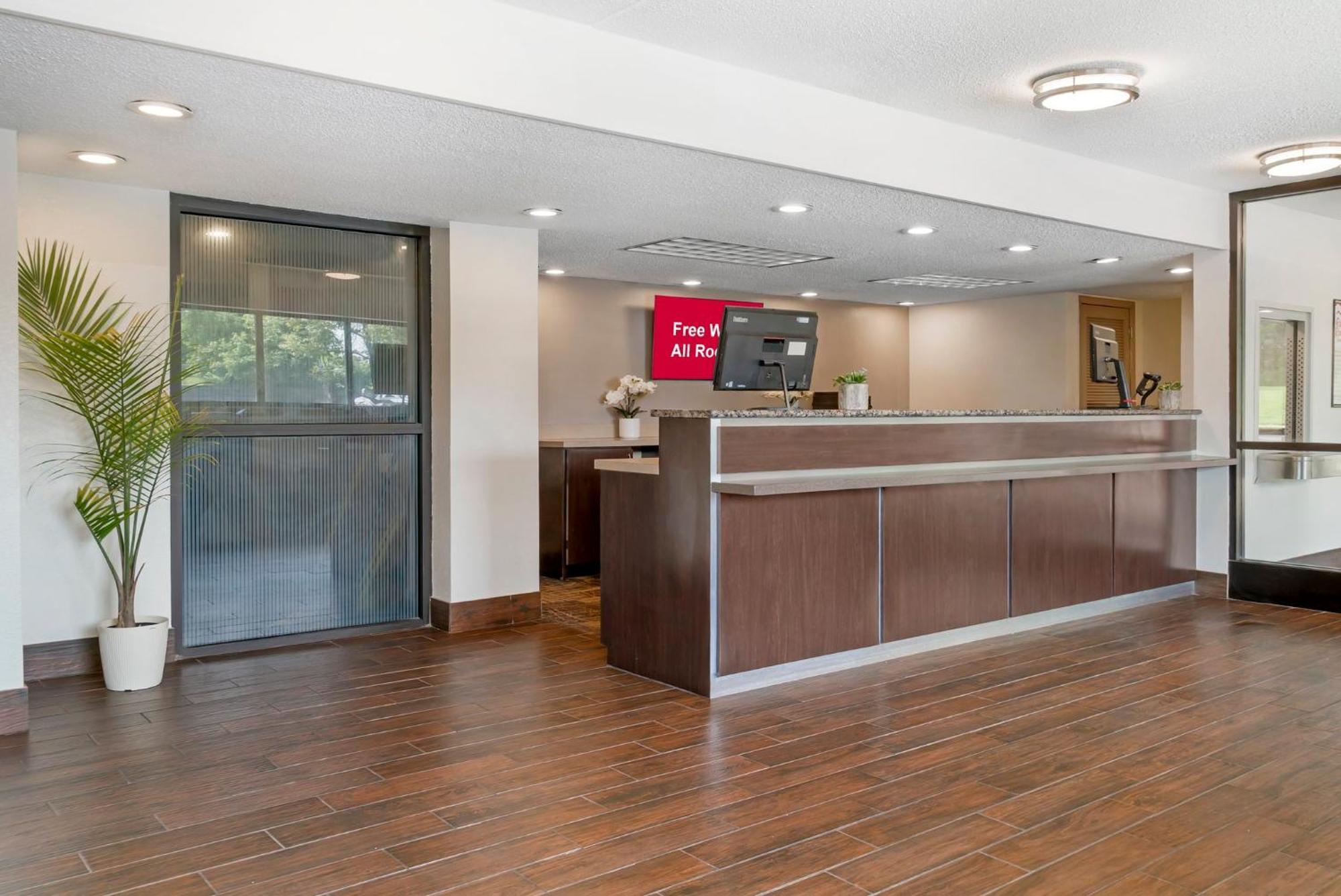 Red Roof Inn Detroit-Rochester Hills/ Auburn Hills Ngoại thất bức ảnh