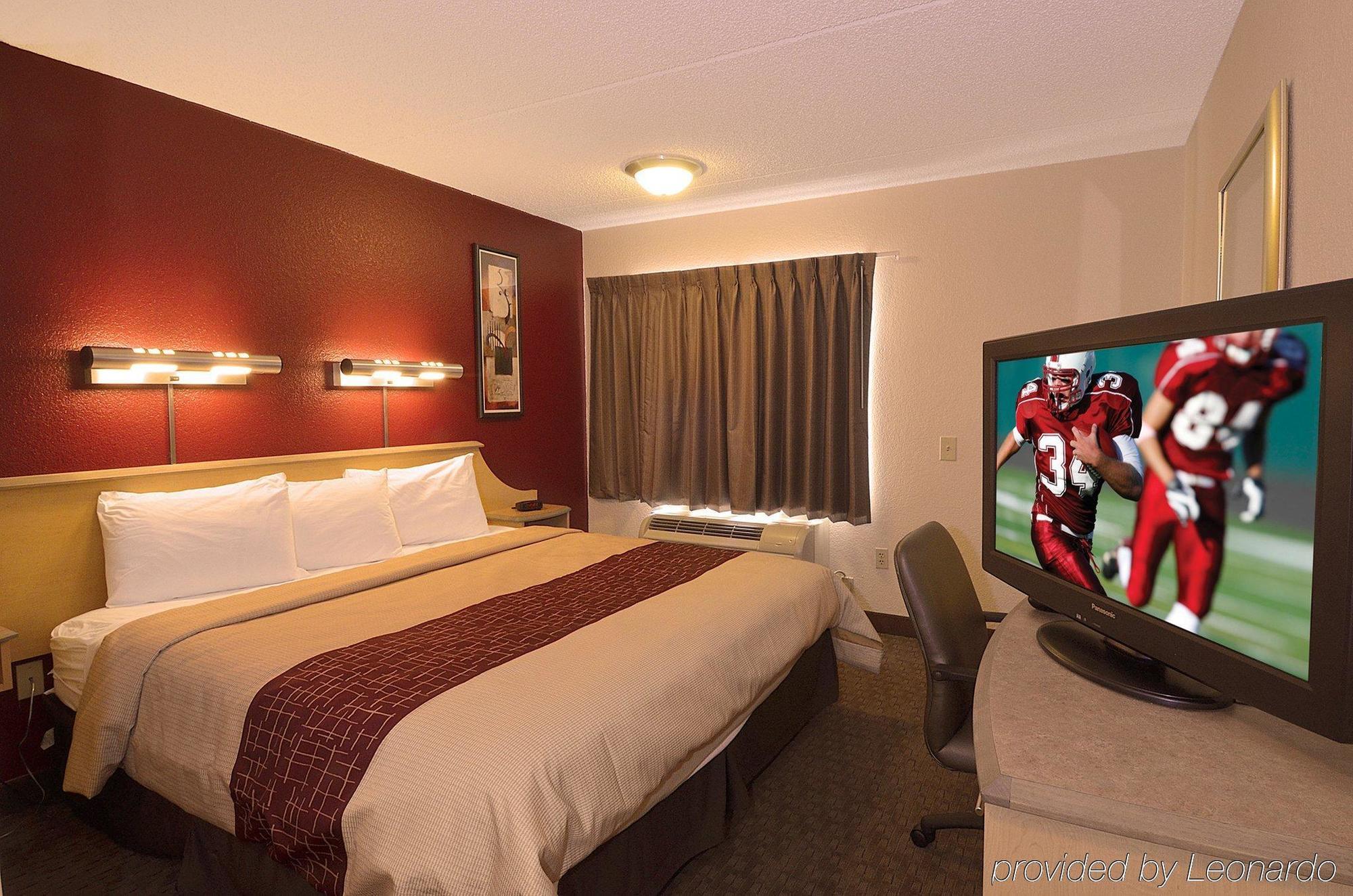 Red Roof Inn Detroit-Rochester Hills/ Auburn Hills Ngoại thất bức ảnh