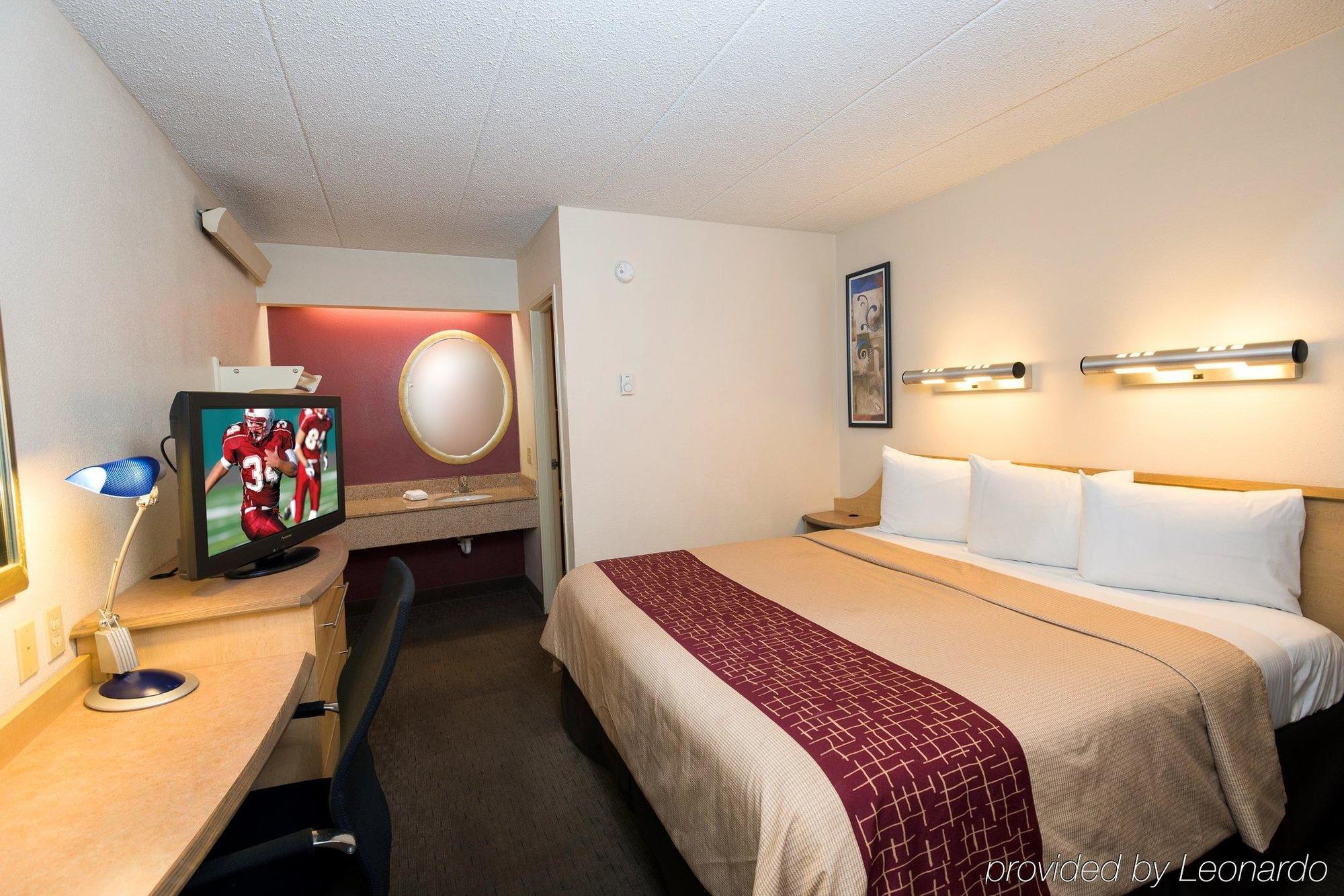 Red Roof Inn Detroit-Rochester Hills/ Auburn Hills Ngoại thất bức ảnh